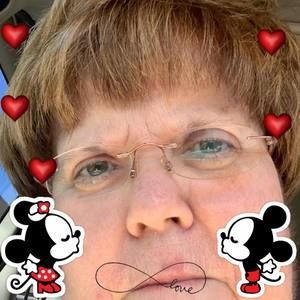 Meet your Posher, Ellen